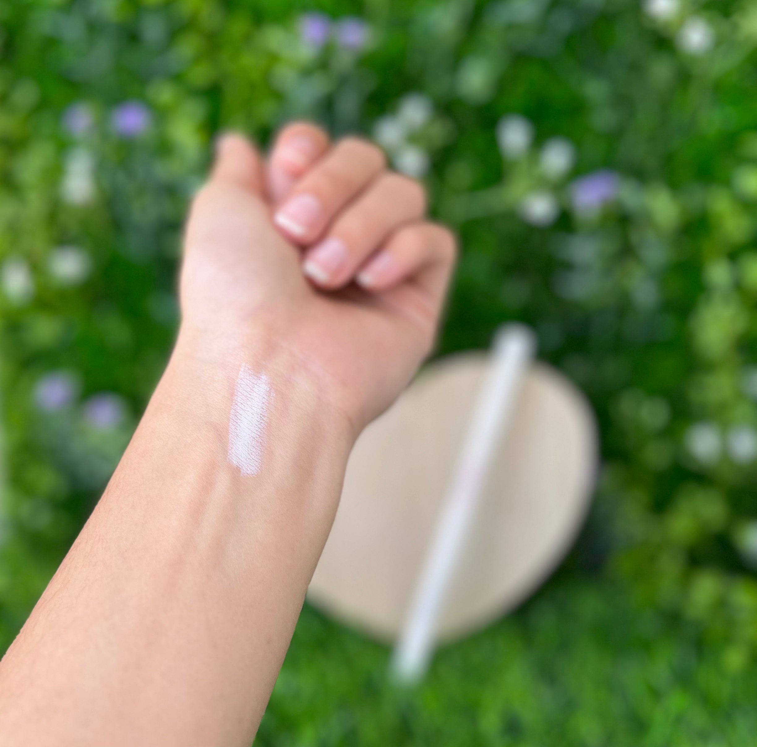 White Gel Pencil